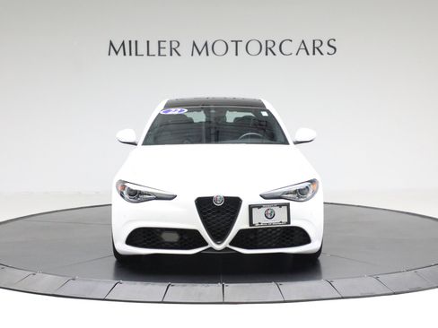 Used 2022 Alfa Romeo Giulia Sprint image 12