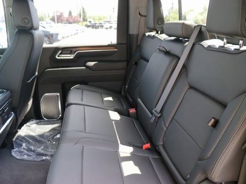 New 2025 GMC Sierra 3500 Denali w/ Denali Reserve Package image 15
