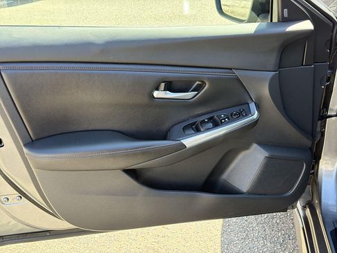 Used 2023 Nissan Sentra SR w/ Trunk Package FWD image 19