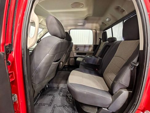 Used 2012 RAM 2500 SLT w/ Technology Group AWD/4WD image 28