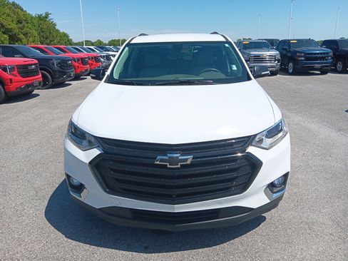 Used 2020 Chevrolet Traverse LT w/ LT Premium Package FWD image 8