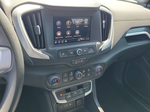 Used 2023 GMC Terrain SLE w/ Driver Convenience Package FWD image 13