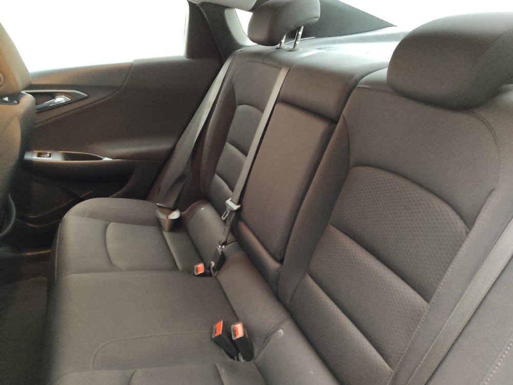 Used 2025 Chevrolet Malibu LT FWD image 18