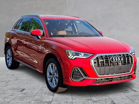Used 2025 Audi Q3 2.0T Premium AWD/4WD image 3