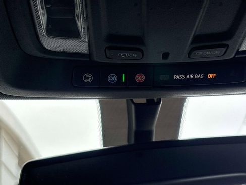 Used 2022 GMC Sierra 2500 AT4 w/ Snow Plow Prep/Camper Package image 25