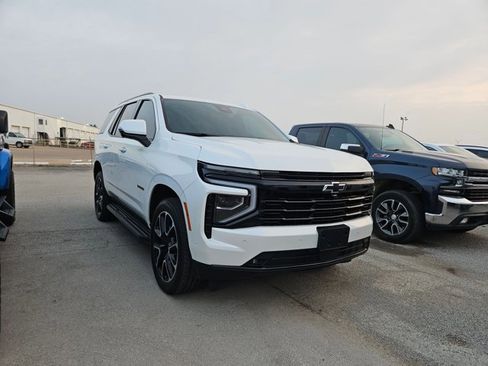 Used 2025 Chevrolet Tahoe RST w/ Comfort Package RWD image 3