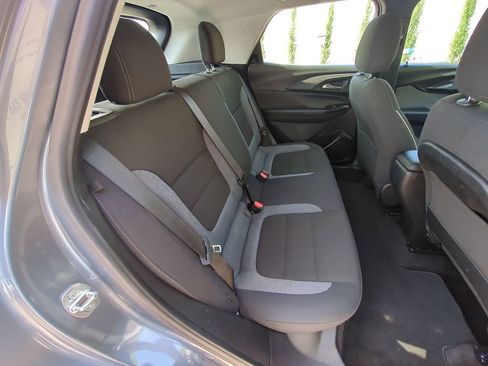 Used 2021 Chevrolet TrailBlazer LS image 31