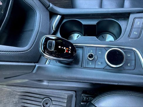 Used 2021 Cadillac XT5 Sportv w/ LPO, ONYX Package image 18