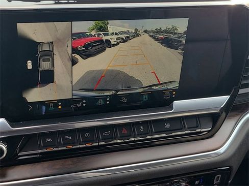 Used 2023 GMC Sierra 1500 SLT w/ SLT Premium Plus Package image 28