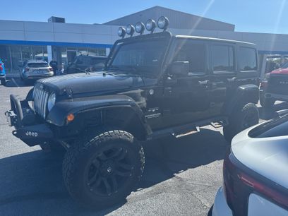 Used 2017 Jeep Wrangler Unlimited Sahara w/ Connectivity Group