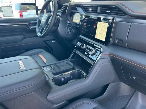 New 2026 GMC Sierra 2500 AT4 w/ AT4 Premium Plus Package AWD/4WD image 13