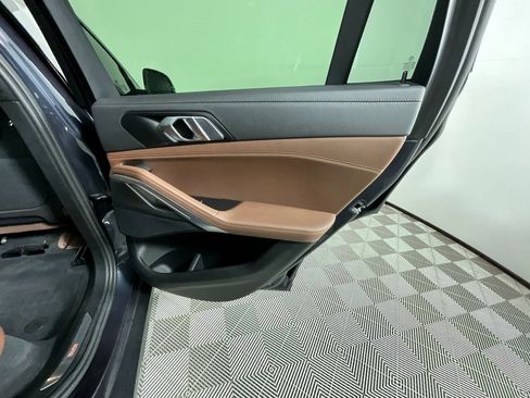 Used 2022 BMW X6 xDrive40i w/ Premium Package image 24