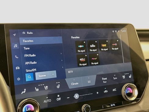 Used 2023 Lexus RX 350 Premium w/ Accessory Package AWD/4WD image 21