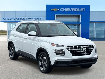 Used 2025 Hyundai Venue SEL