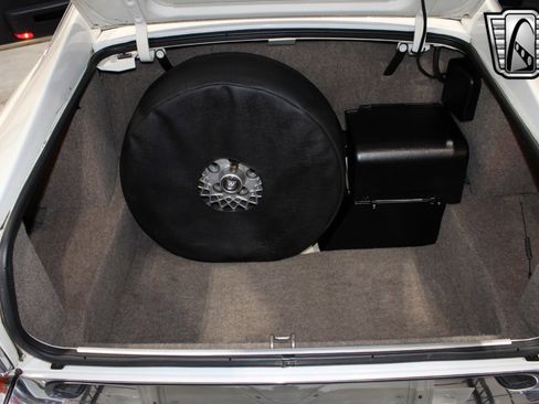 Used 1991 Jaguar XJS V12 Coupe image 22