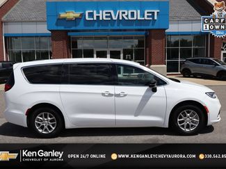 Used 2026 Chrysler Pacifica Select FWD 360° Tour