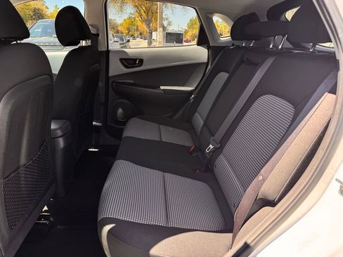 Used 2021 Hyundai Kona SEL w/ Cargo Package image 10