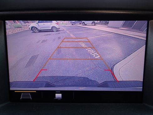 Used 2020 Chevrolet Colorado ZR2 image 23