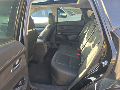 Used 2025 Nissan Murano SL AWD/4WD image 15