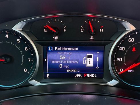 Used 2020 Chevrolet Equinox LT w/ Driver Convenience Package FWD image 26