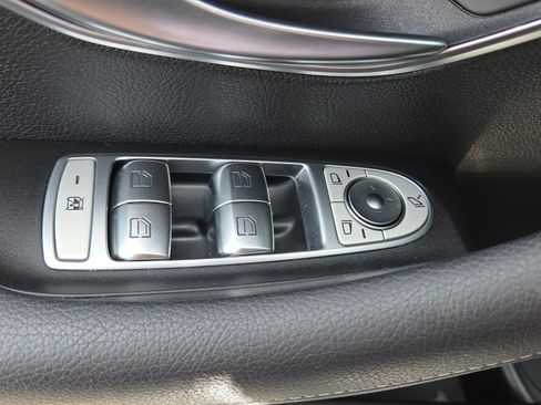 Certified 2022 Mercedes-Benz E 350 Sedan image 34