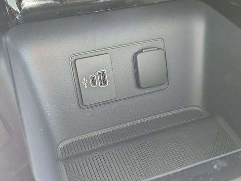 New 2026 Ford Explorer Platinum w/ LUX Leather Package image 35