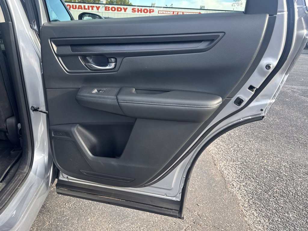 Used 2025 Honda CR-V EX image 19