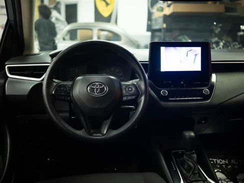 Used 2024 Toyota Corolla LE FWD image 17