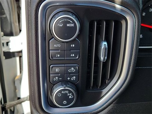 Used 2021 Chevrolet Silverado 1500 RST w/ Z71 Off-Road Package image 16