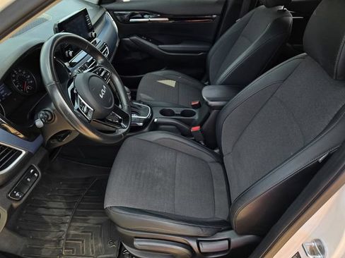 Used 2023 Kia Seltos S FWD image 31