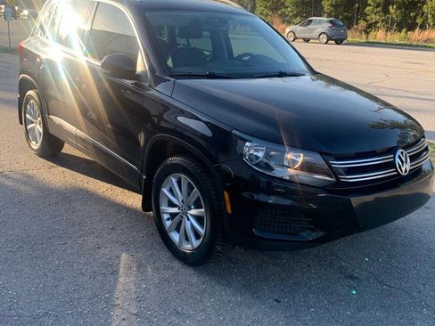 Used 2017 Volkswagen Tiguan Wolfsburg Edition image 3
