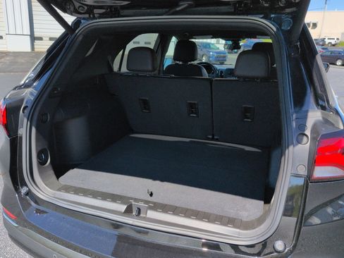 Certified 2022 Chevrolet Equinox RS AWD/4WD image 26