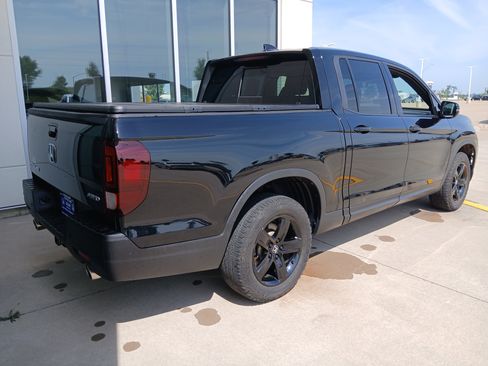 Used 2023 Honda Ridgeline Black Edition image 7