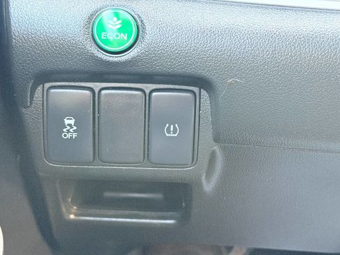 Used 2015 Honda CR-V EX image 37