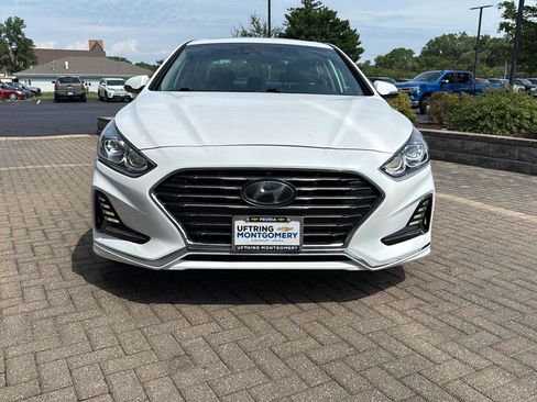 Used 2018 Hyundai Sonata Limited w/ Limited Ultimate Package 03 FWD image 8