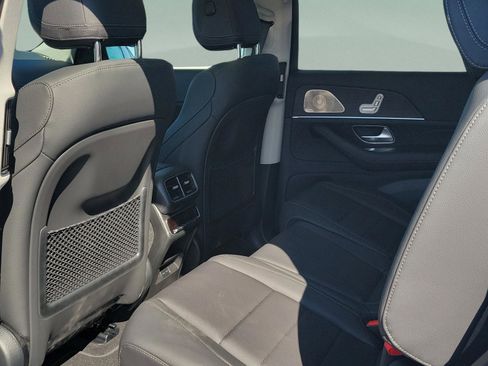 New 2026 Mercedes-Benz GLS 450 4MATIC image 11