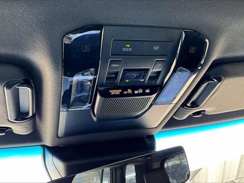 Used 2025 Toyota Land Cruiser w/ Premium Package image 31