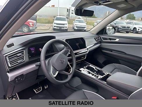 New 2026 Volkswagen Atlas Peak Edition AWD/4WD image 21
