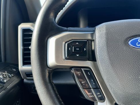 Used 2020 Ford F250 Lariat image 34