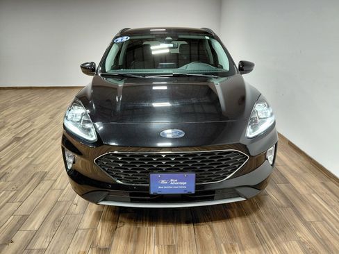 Certified 2022 Ford Escape Titanium image 16