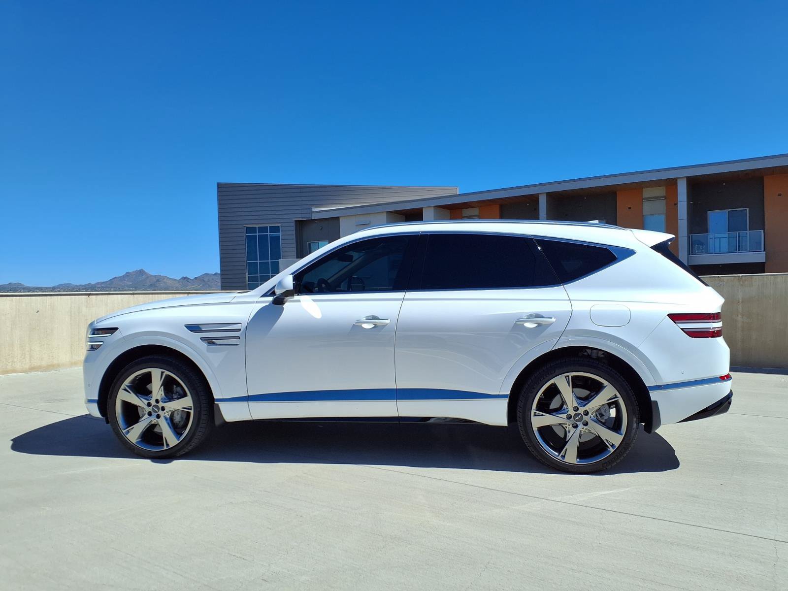 Used 2024 Genesis GV80 3.5T w/ Prestige Package AWD/4WD image 2