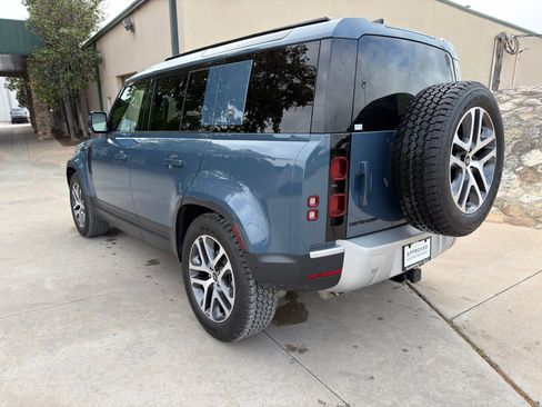 Used 2024 Land Rover Defender 110 S image 3