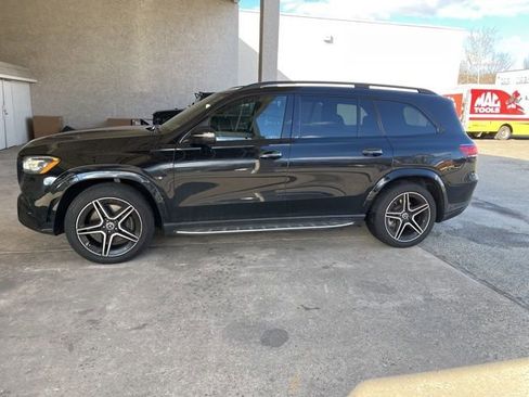 Used 2022 Mercedes-Benz GLS 450 4MATIC image 7