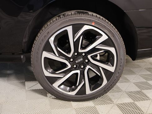 New 2026 Lincoln Navigator Black Label AWD/4WD image 20