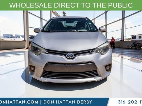 Used 2015 Toyota Corolla LE w/ Body Protection Package #1 FWD image 23