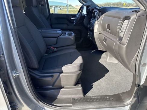 Used 2025 Chevrolet Silverado 1500 Custom Trail Boss w/ Turbomax Blackout Package image 15