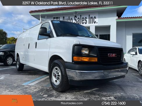 Used 2017 GMC Savana 3500 Extended image 19