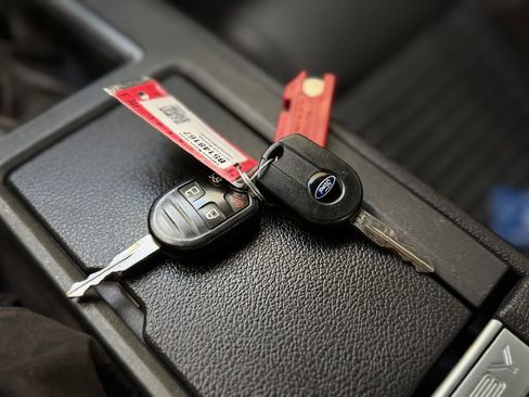 Used 2011 Ford Mustang Shelby GT500 w/ SVT Performance Pkg image 42