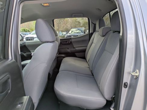 Used 2019 Toyota Tacoma SR w/ SR Convenience Package image 13