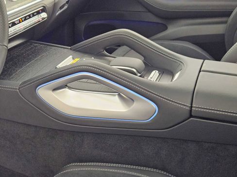 New 2025 Mercedes-Benz GLE 53 AMG 4MATIC Coupe image 40